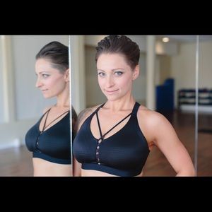 Meet your Posher, Nicole